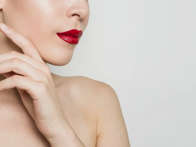 Досконалий догляд за губами від Hydrafacial