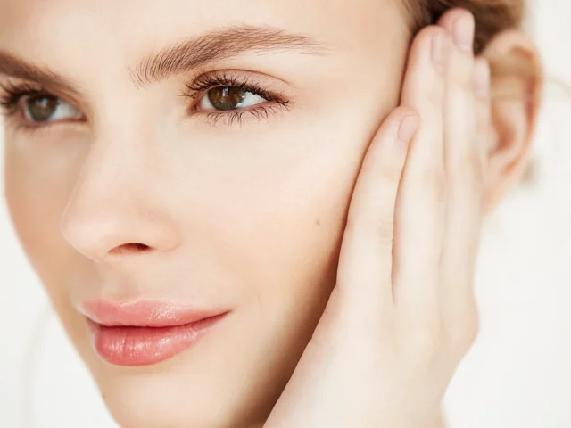 Hydrafacial покращує мікрорельєф шкіри вже за один сеанс